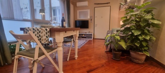 2 rooms Apartment in Florence, Italy No. 32996 3