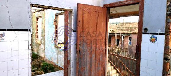 3 bedrooms House in Oliveira de Azemeis, Portugal No. 183716 4