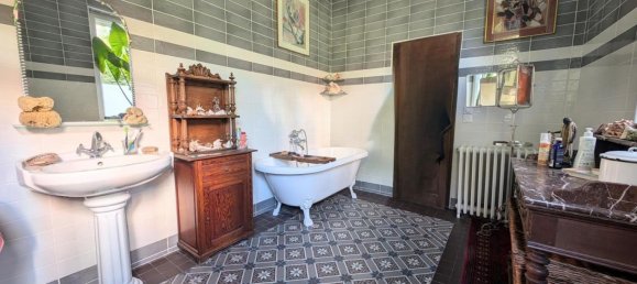 7 Schlafzimmer Haus in Roubaix, France, Nr. 234802 13