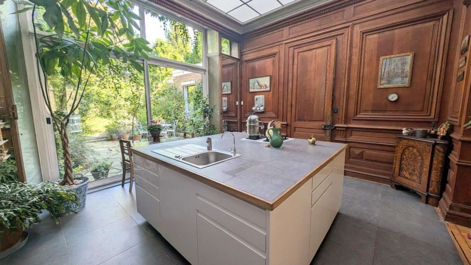 7 Schlafzimmer Haus in Roubaix, France, Nr. 234802