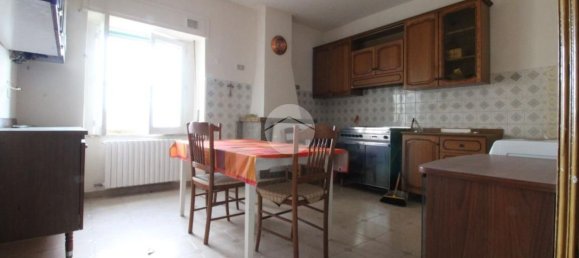 3 rooms House in Campodipietra, Italy No. 175382 4