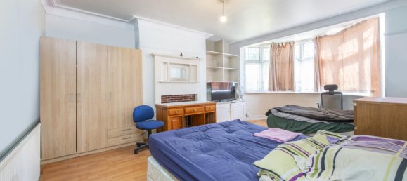 4 bedrooms House in Putney Vale, United Kingdom No. 9011 6