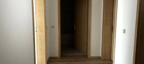 Квартира с 3 комнатами в Цвиккау, Германия № 99420 4