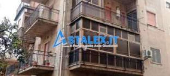 6غرفة شقة في Reggio Calabria, Italy رقم 102746 3