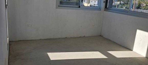 Propiedad comercial de 3 dormitorios en Larnaca, Cyprus No. 18959 7