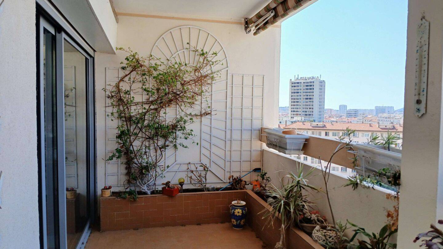 4 bedrooms Apartment in Toulon, France No. 322371