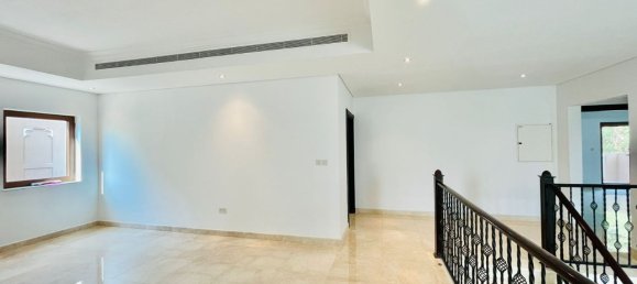 5 bedrooms Villa in Al Furjan, UAE No. 9233 14