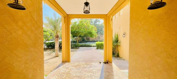 5 bedrooms Villa in Al Furjan, UAE No. 9233 15