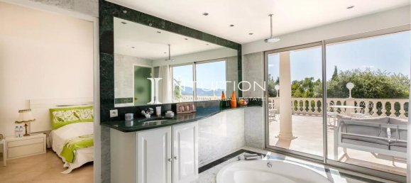 Villa de 5 dormitorios en Cannes, France No. 346916 17