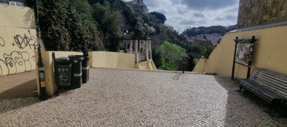 3 bedrooms Duplex in Lisbon, Portugal No. 76025 12