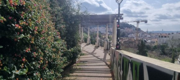 3 bedrooms Duplex in Lisbon, Portugal No. 76025 5