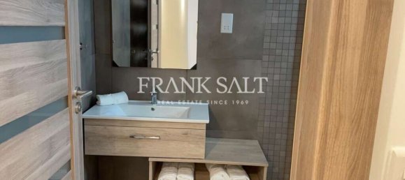 3 غرف نوم شقة في Pieta, Malta رقم 9978 5