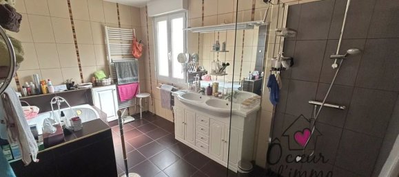 Дом с 4 спальнями в Мен и Луара, Франция № 340493 6