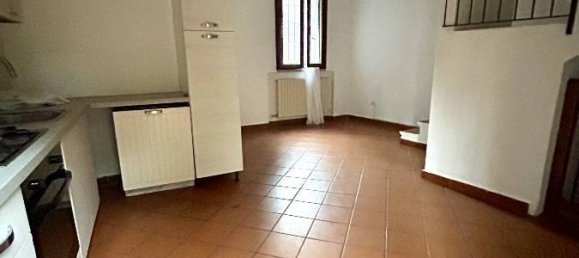 3 rooms Duplex in Reggio Emilia, Italy No. 22500 4