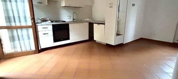 3 rooms Duplex in Reggio Emilia, Italy No. 22500 5