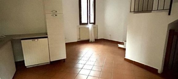 3 rooms Duplex in Reggio Emilia, Italy No. 22500 3