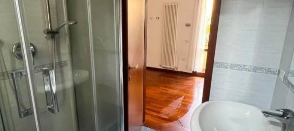 3 rooms Duplex in Reggio Emilia, Italy No. 22500 24