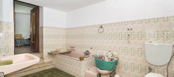 5 Schlafzimmer Haus in Pradleves, Italy, Nr. 328502 26
