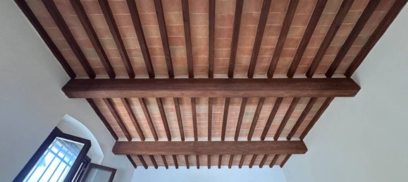 106m² Commercial property in Calcinaia, Italy No. 212436 10