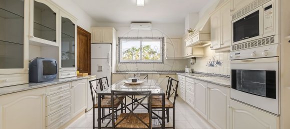 3 bedrooms House in Canico, Portugal No. 22107 4