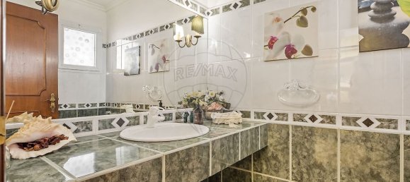 3 bedrooms House in Canico, Portugal No. 22107 6