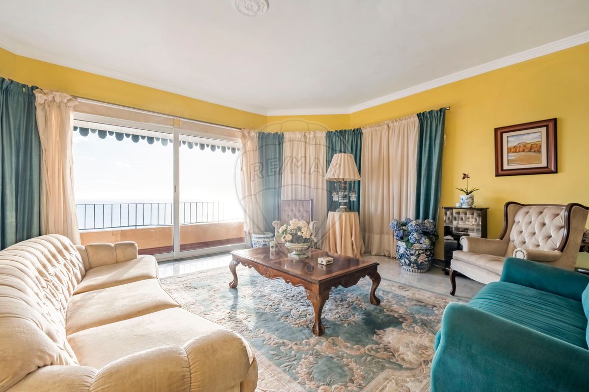 3 bedrooms House in Canico, Portugal No. 22107