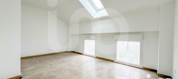 3 bedrooms House in Clairoix, France No. 78851 12