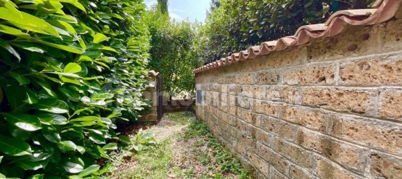 2 bedrooms House in Rocca di Botte, Italy No. 346904 2