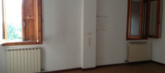 4 bedrooms Villa in Corbola, Italy No. 225386 9