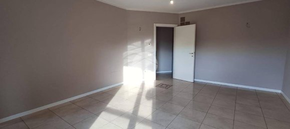 2 Schlafzimmer Wohnung in Brescia, Italy, Nr. 235008 34