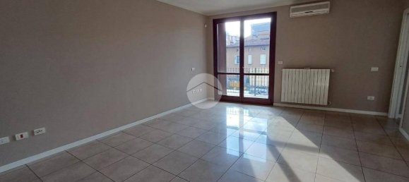 2 Schlafzimmer Wohnung in Brescia, Italy, Nr. 235008 9
