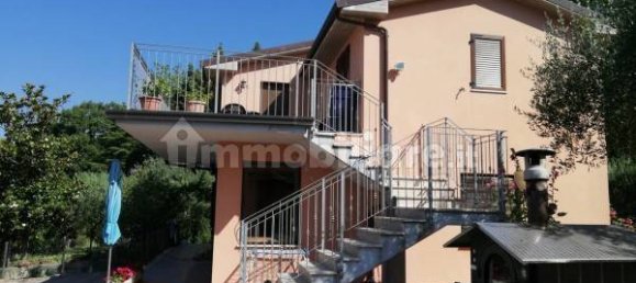 4 bedrooms Villa in Passignano sul Trasimeno, Italy No. 178039 2