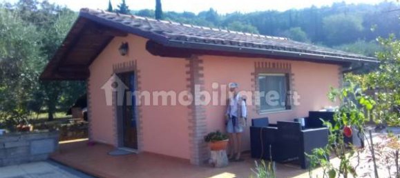 4 bedrooms Villa in Passignano sul Trasimeno, Italy No. 178039 6