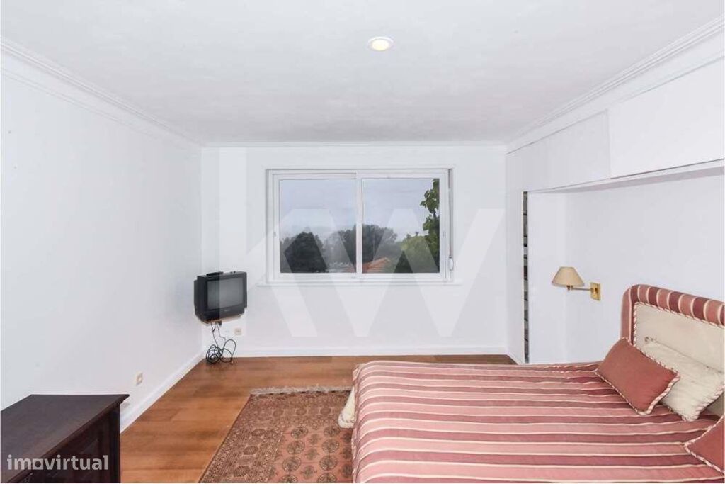 Casa de 5 dormitorios en Canelas, Portugal No. 165736