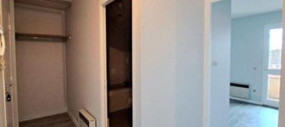 Apartamento de 1 dormitorio en Valence, France No. 306309 5