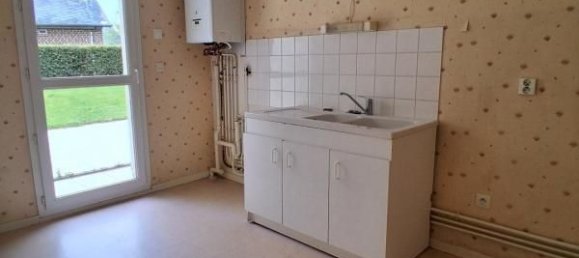 2 bedrooms House in Yvetot, France No. 356546 3