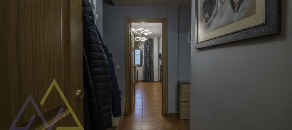 4 bedrooms Duplex in Torrelaguna, Spain No. 85243 3