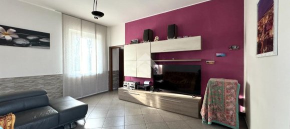 3غرفة منزل في Rescaldina, Italy رقم 2495 7