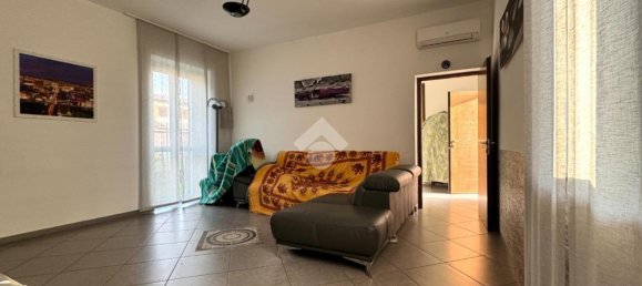 3غرفة منزل في Rescaldina, Italy رقم 2495 10