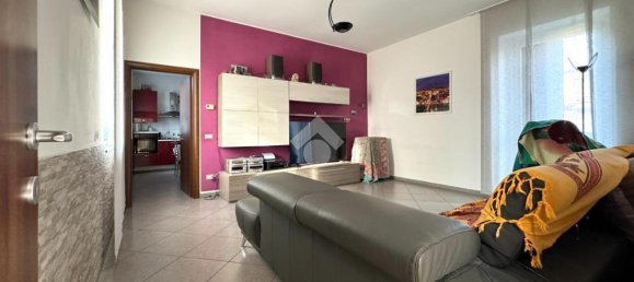 3غرفة منزل في Rescaldina, Italy رقم 2495 9