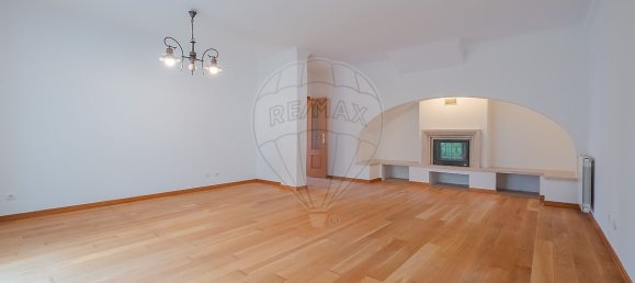 2 bedrooms House in Sintra, Portugal No. 54823 8