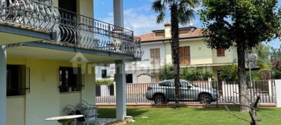 Villa de 3 dormitorios en Treviso, Italy No. 229055 8