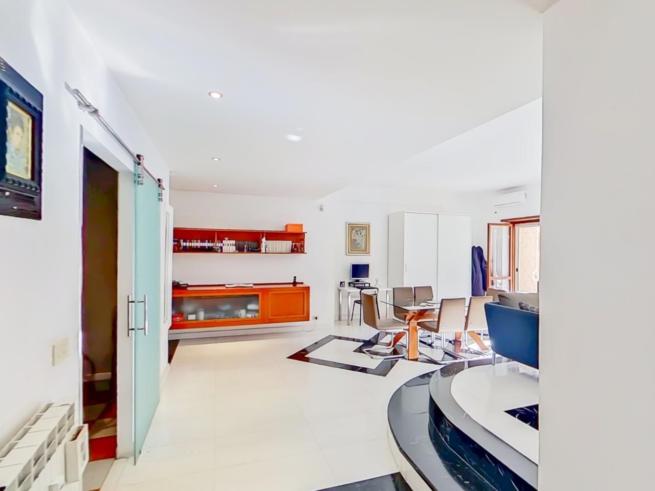 4-Zimmer Wohnung in Rome, Italy, Nr. 238969