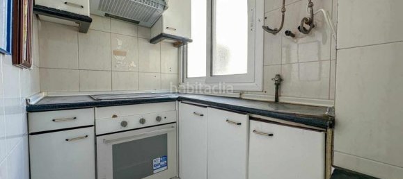 3 bedrooms Apartment in Parla, Spain No. 160906 3