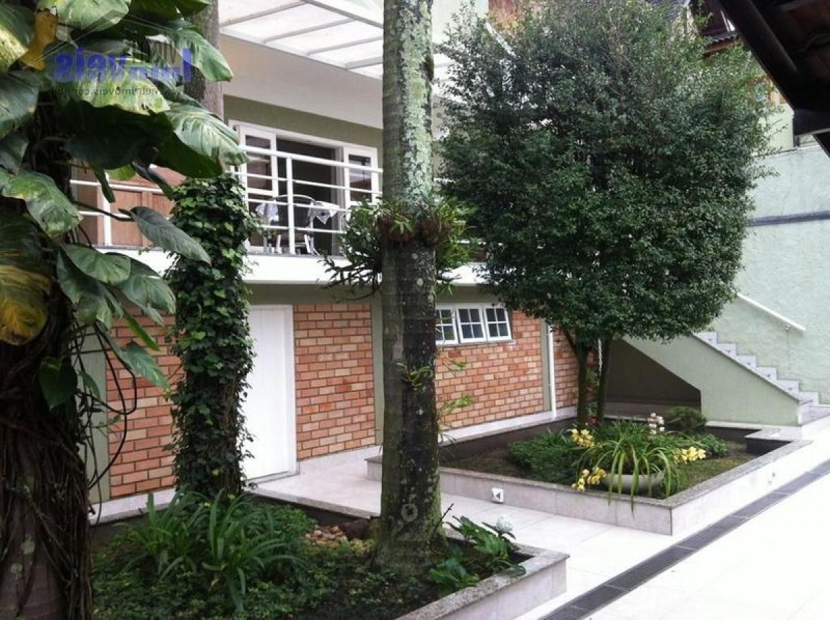 Дом с 3 спальнями в Сан-Паулу, Бразилия № 438489