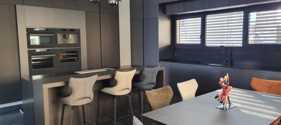 Villa de 3 dormitorios en Blotzheim, France No. 48518 5