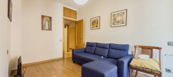 4 bedrooms Apartment in Eixample, Spain No. 155725 17