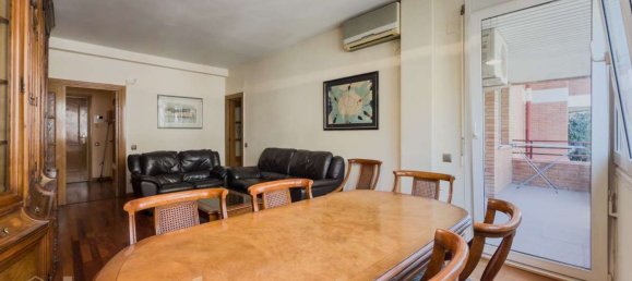 4 bedrooms Apartment in Eixample, Spain No. 155725 9