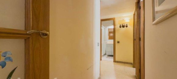 4 bedrooms Apartment in Eixample, Spain No. 155725 14