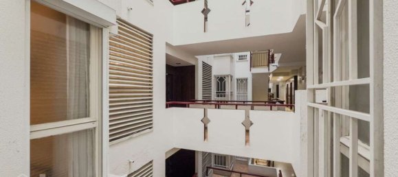 4 bedrooms Apartment in Eixample, Spain No. 155725 29